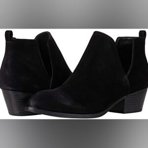 CL by Chinese Laundry CHERISH Women's Ankle Boot, 6